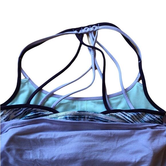 𝅺lululemon Tank Top with Soft Built In  Bra - Picture 3 of 10